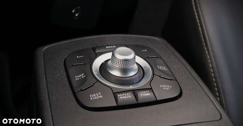 Renault Grand Scenic - 30