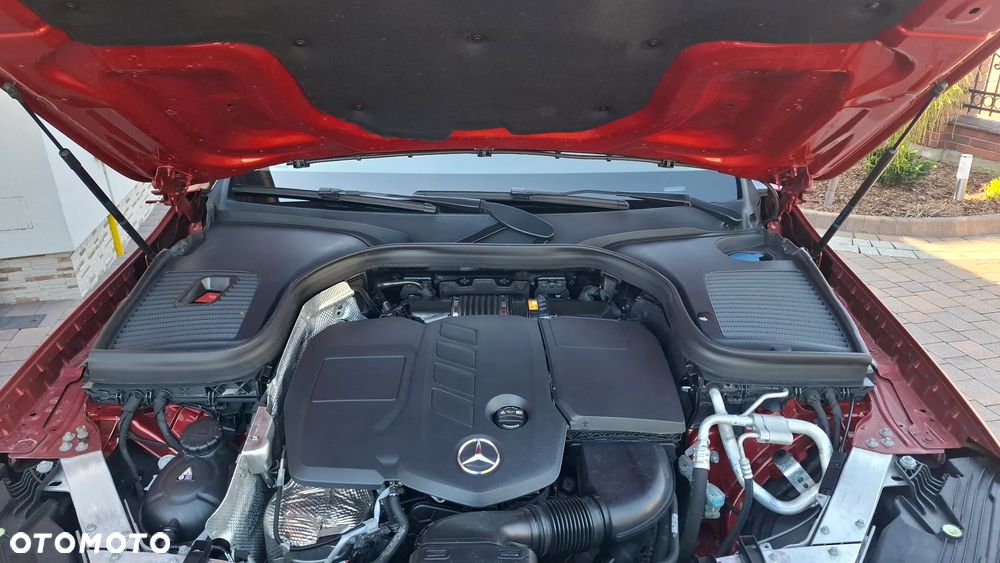 Mercedes-Benz GLC 220 d 4Matic 9G-TRONIC AMG Line - 31