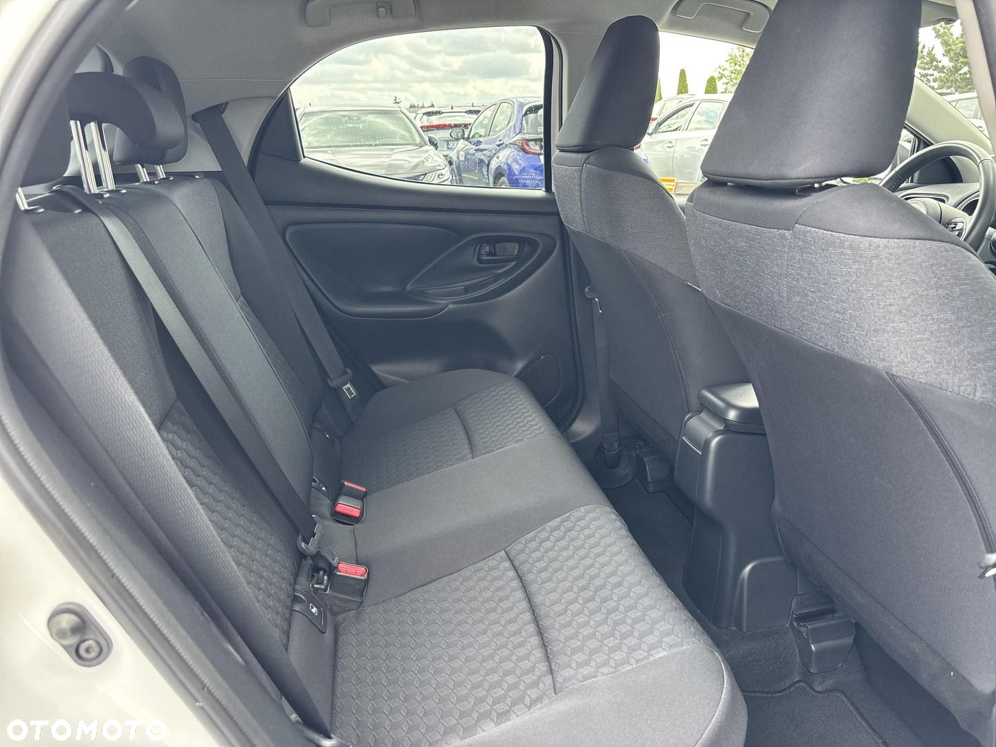 Toyota Yaris - 13