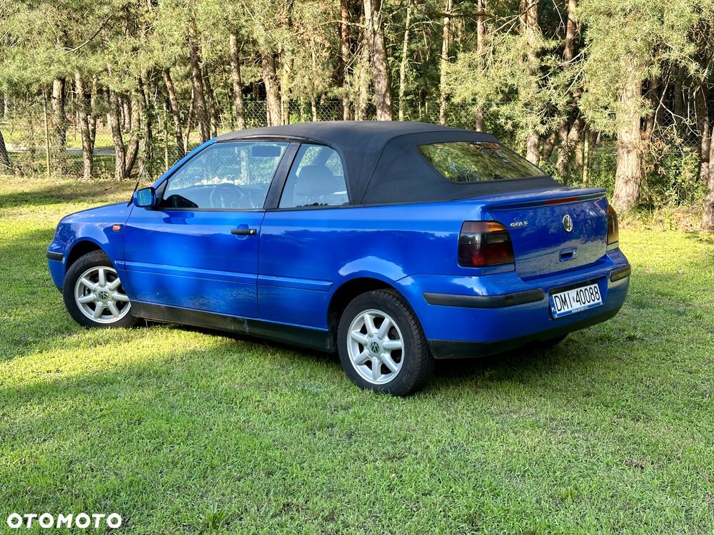 Volkswagen Golf 1.6 - 6
