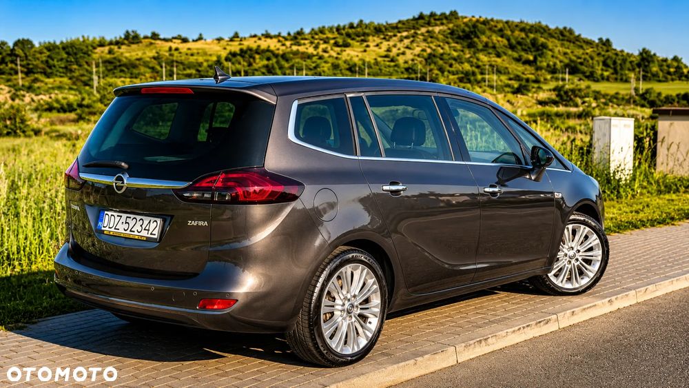 Opel Zafira 2.0 CDTI Cosmo - 3