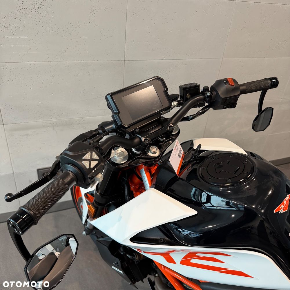 KTM Duke - 18