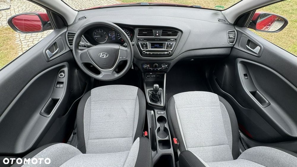 Hyundai i20 - 27