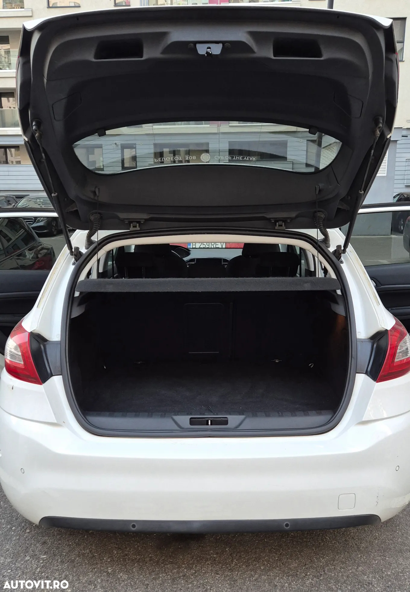Peugeot 308 2.0 HDI Allure - 17
