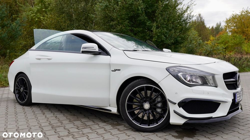 Mercedes-Benz CLA ver-45-amg-4--matic - 3