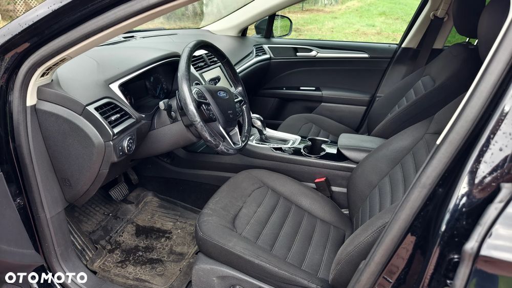 Ford Mondeo - 10