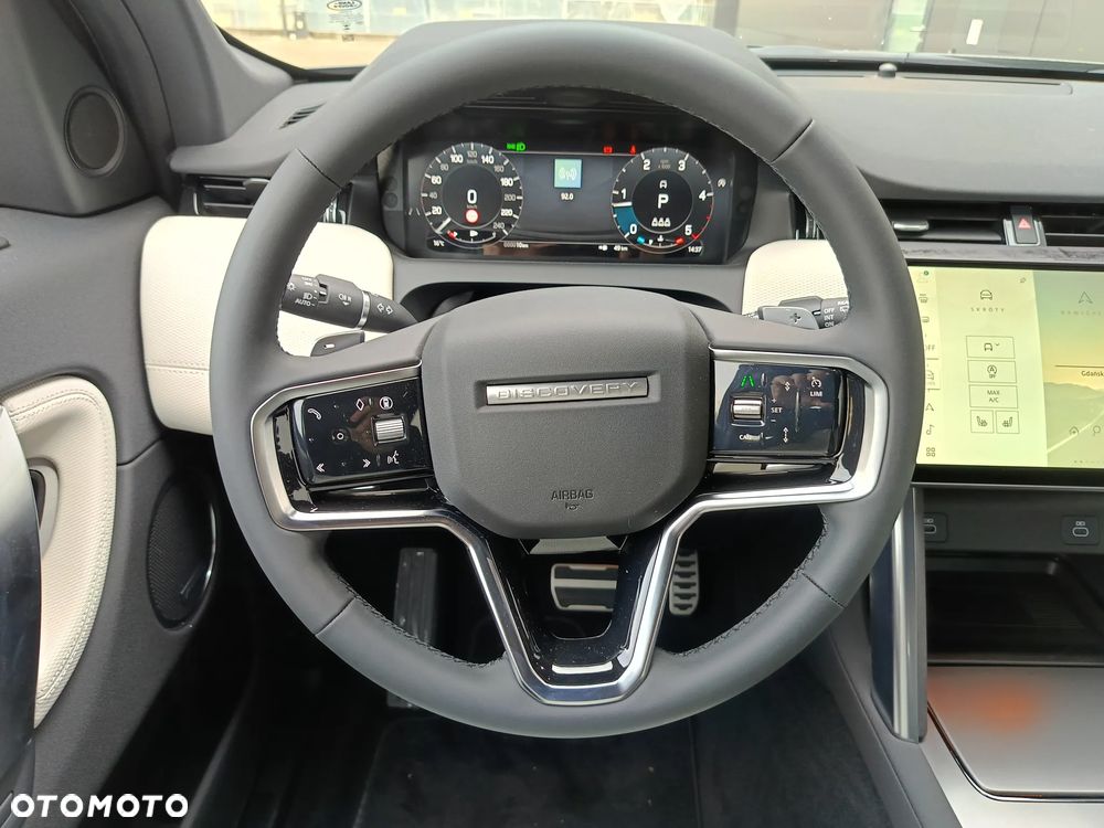 Land Rover Discovery Sport - 22