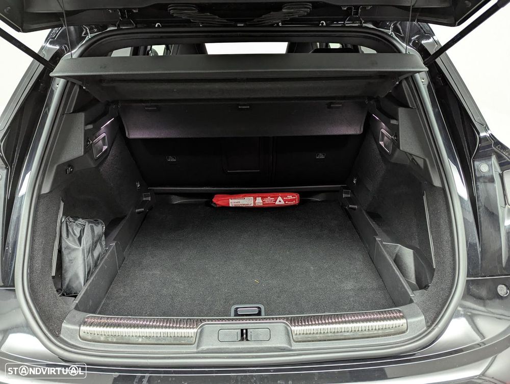 DS DS7 Crossback - 30