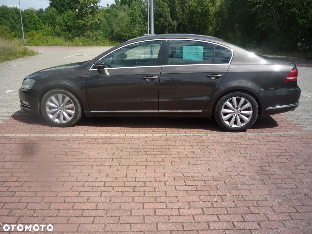 Volkswagen Passat 1.6 TDI Comfortline - 6
