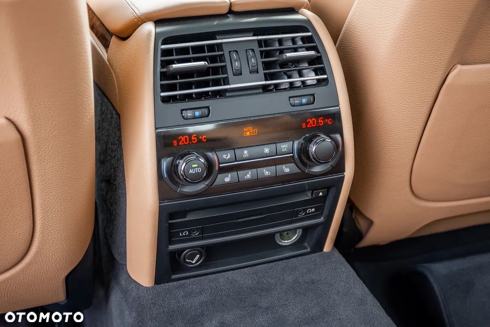 BMW Seria 7 760i L - 15