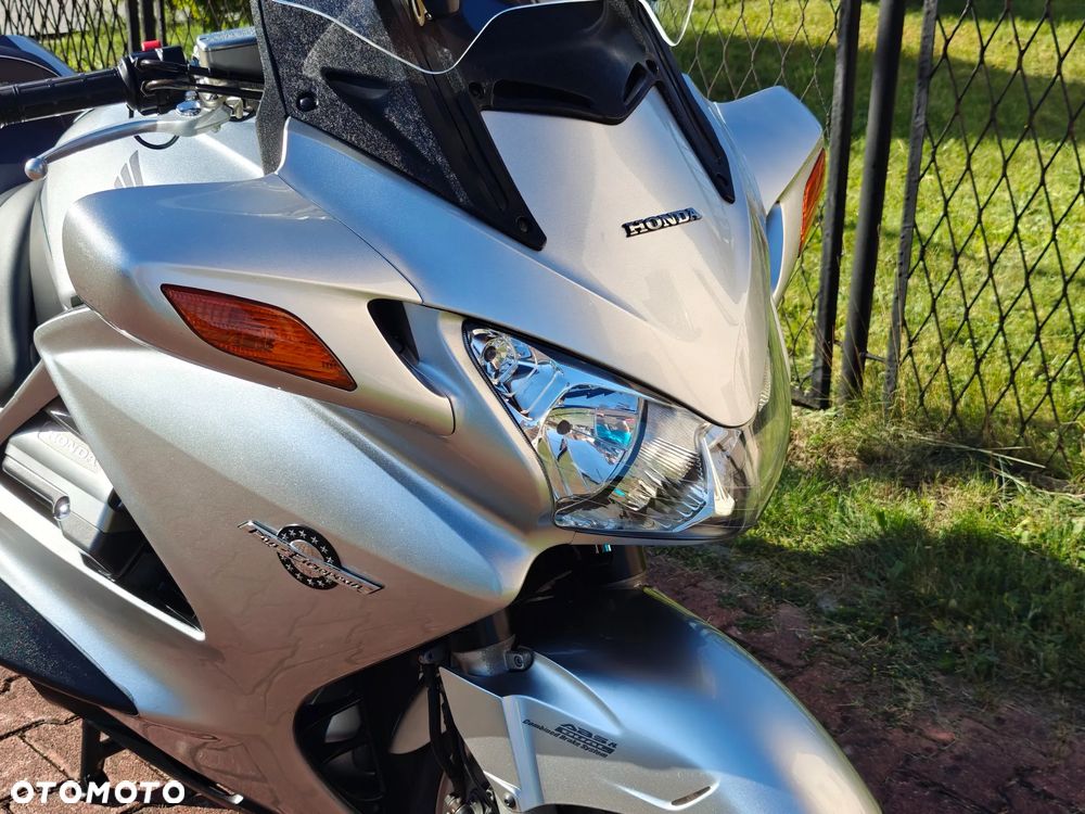 Honda ST - 7