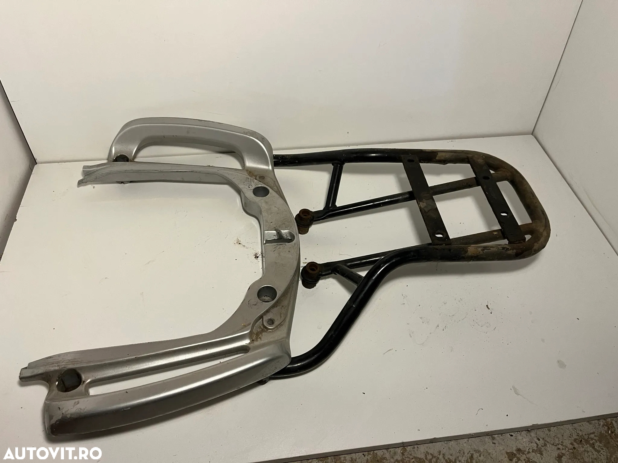 Dezmembram Yamaha XC 300 Versity Booster Peugeot Speedfight - 3