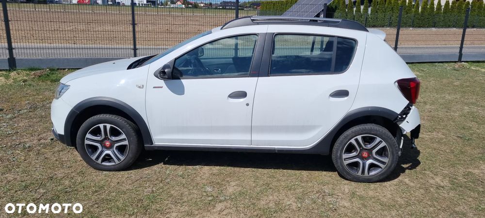 Dacia Sandero Stepway 0.9 TCe Ambiance S&S EU6 - 8