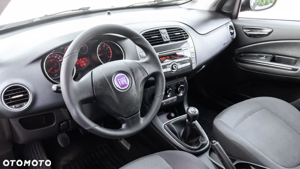 Fiat Bravo 1.4 16V Estiva Plus - 13