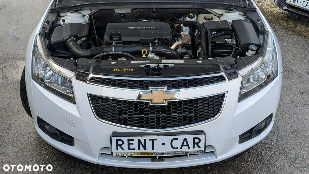 Chevrolet Cruze - 36