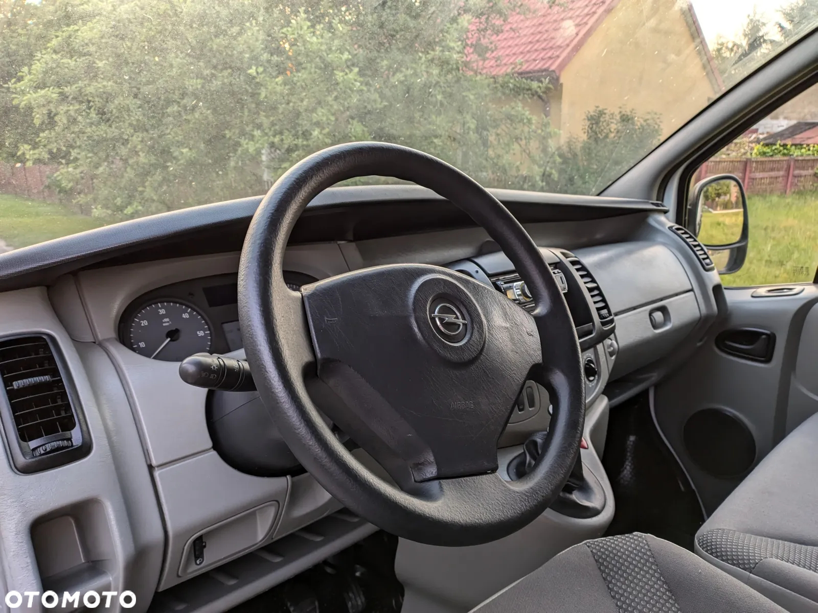 Opel VIVARO L2H1 - 12