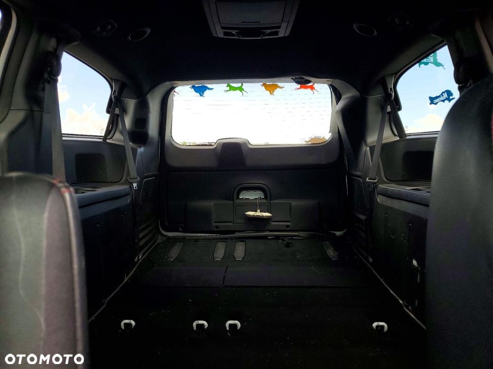 Dodge Grand Caravan 3.6 R/T - 35