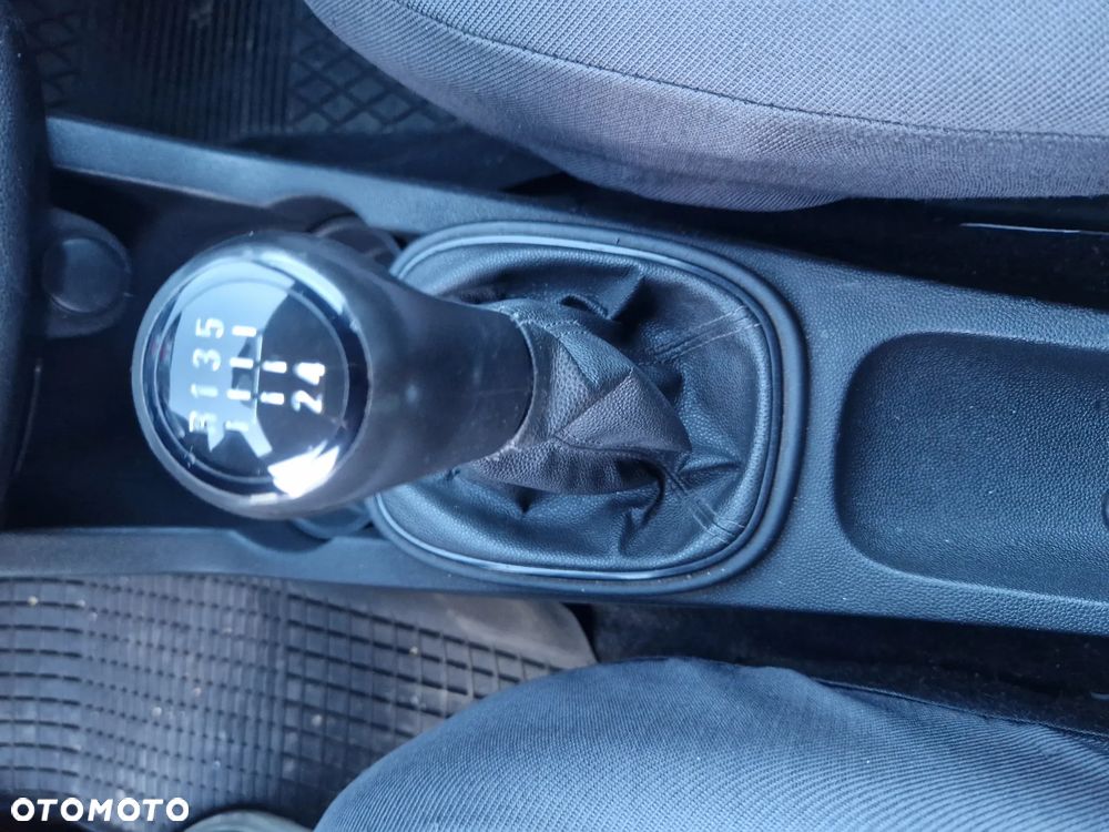 Opel Corsa - 18