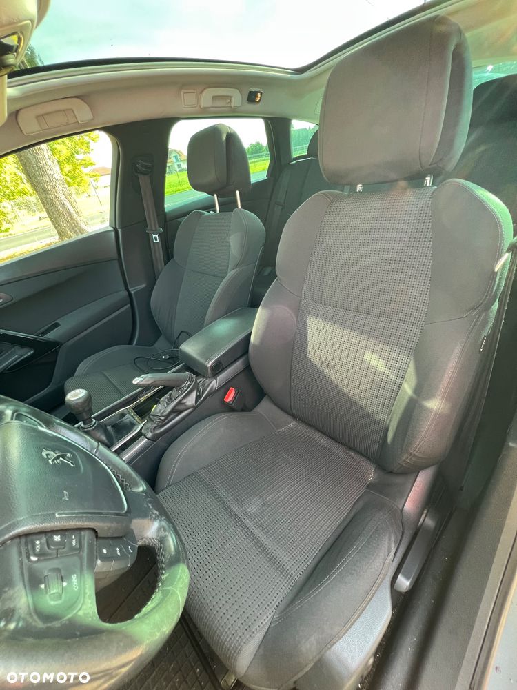 Peugeot 5008 - 14
