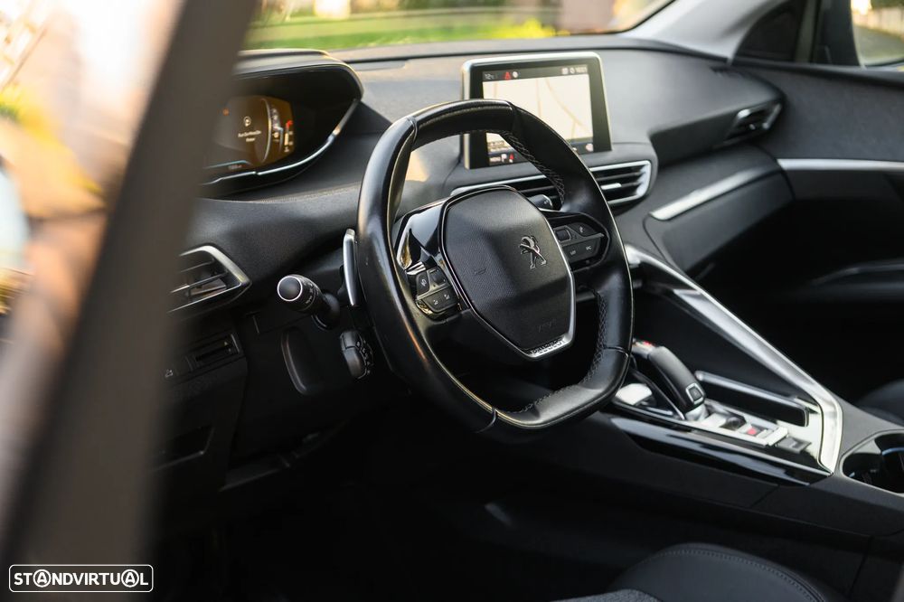 Peugeot 3008 PureTech 130 Stop & Start GPF EAT8 Allure - 10