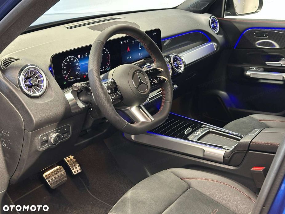 Mercedes-Benz GLB 200 d 4-Matic AMG Line 8G-DCT - 8