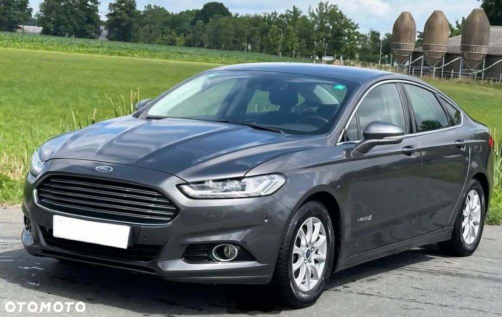 Ford Mondeo 2.0 Hybrid Titanium - 2