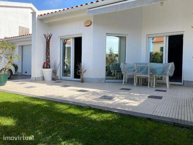 Casa T3 em Charneca de Caparica, Almada - Oportunidade Única - Grande imagem: 2/22