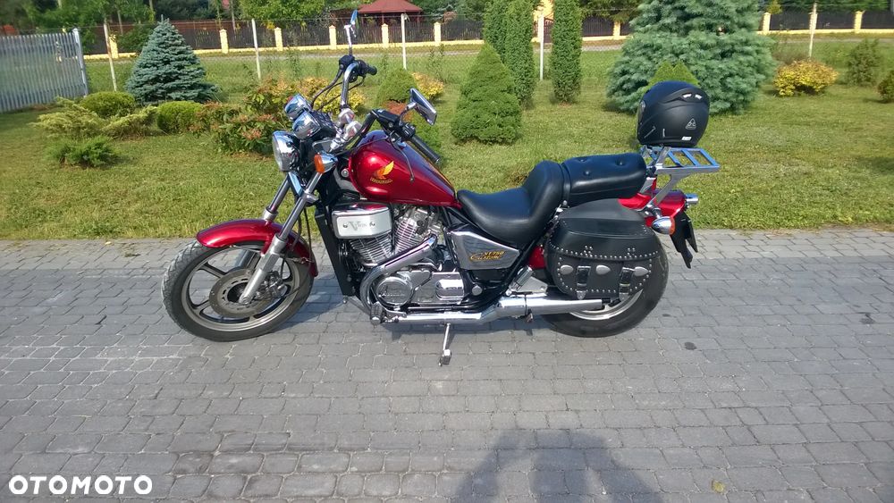 Honda VT - 1