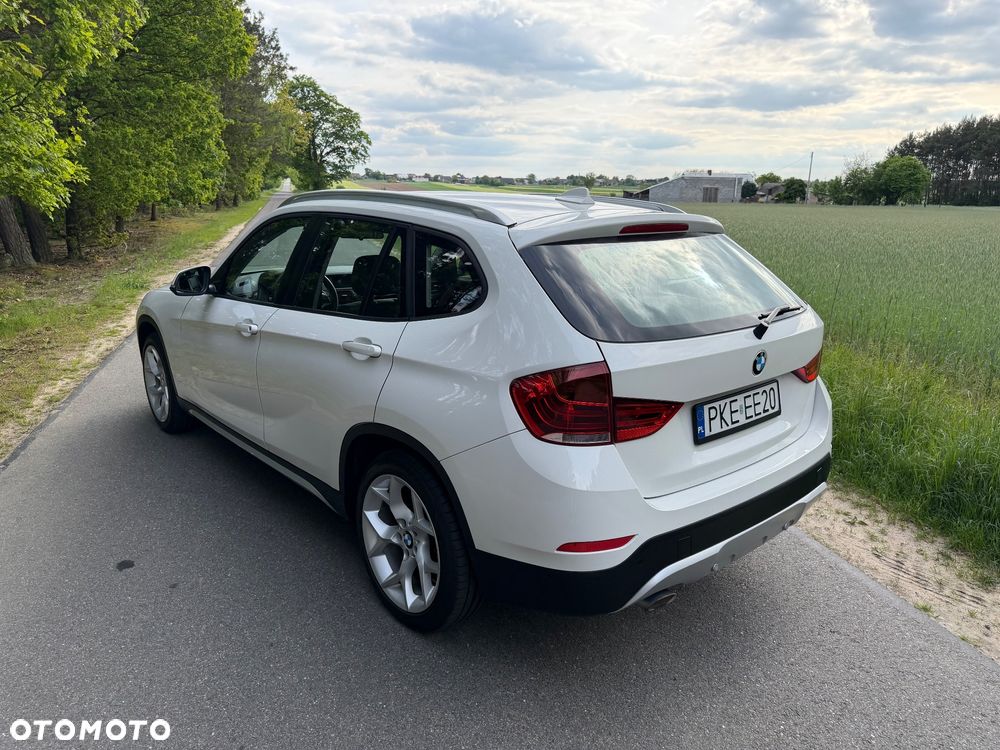 BMW X1 sDrive18d xLine - 23
