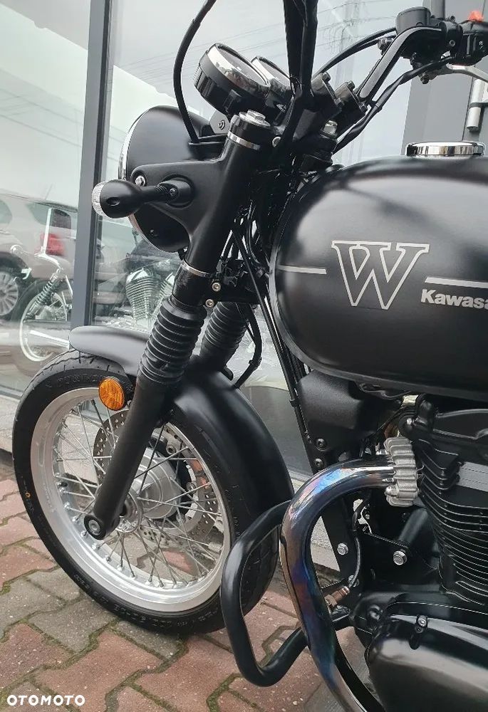 Kawasaki Inny - 8