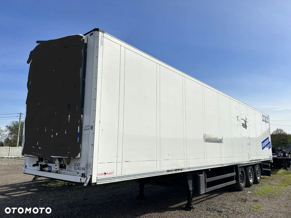 Schmitz Cargobull Chłodnia oś podnoszona
