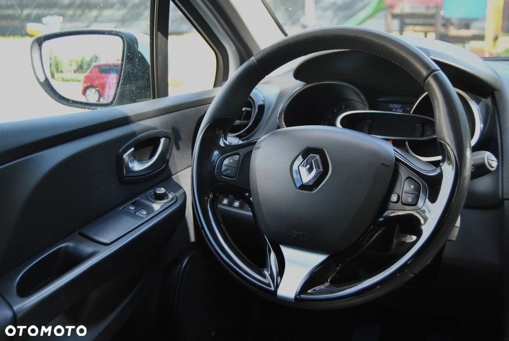 Renault Clio 1.2 16V 75 Life - 10