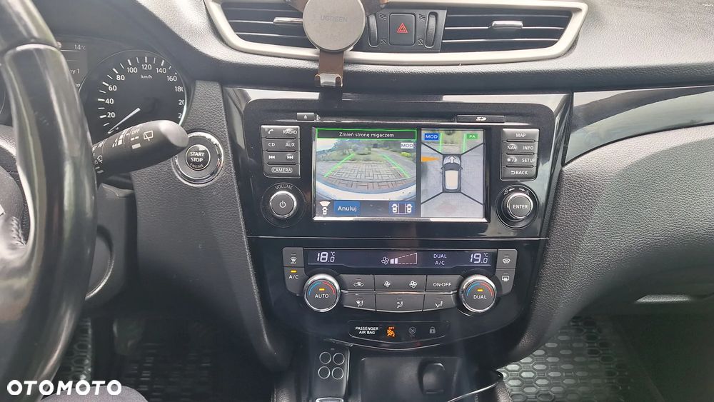 Nissan Qashqai 1.6 dCi Tekna S&S - 4