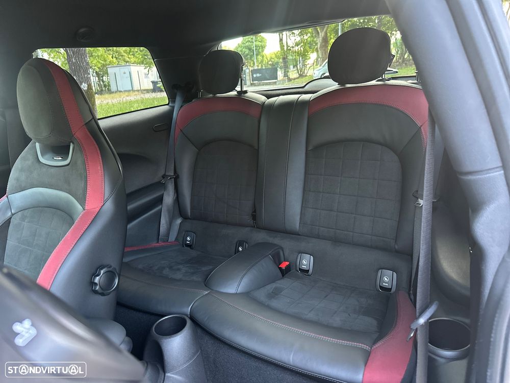 MINI 3 Portas John Cooper Works Auto Desportiva - 38