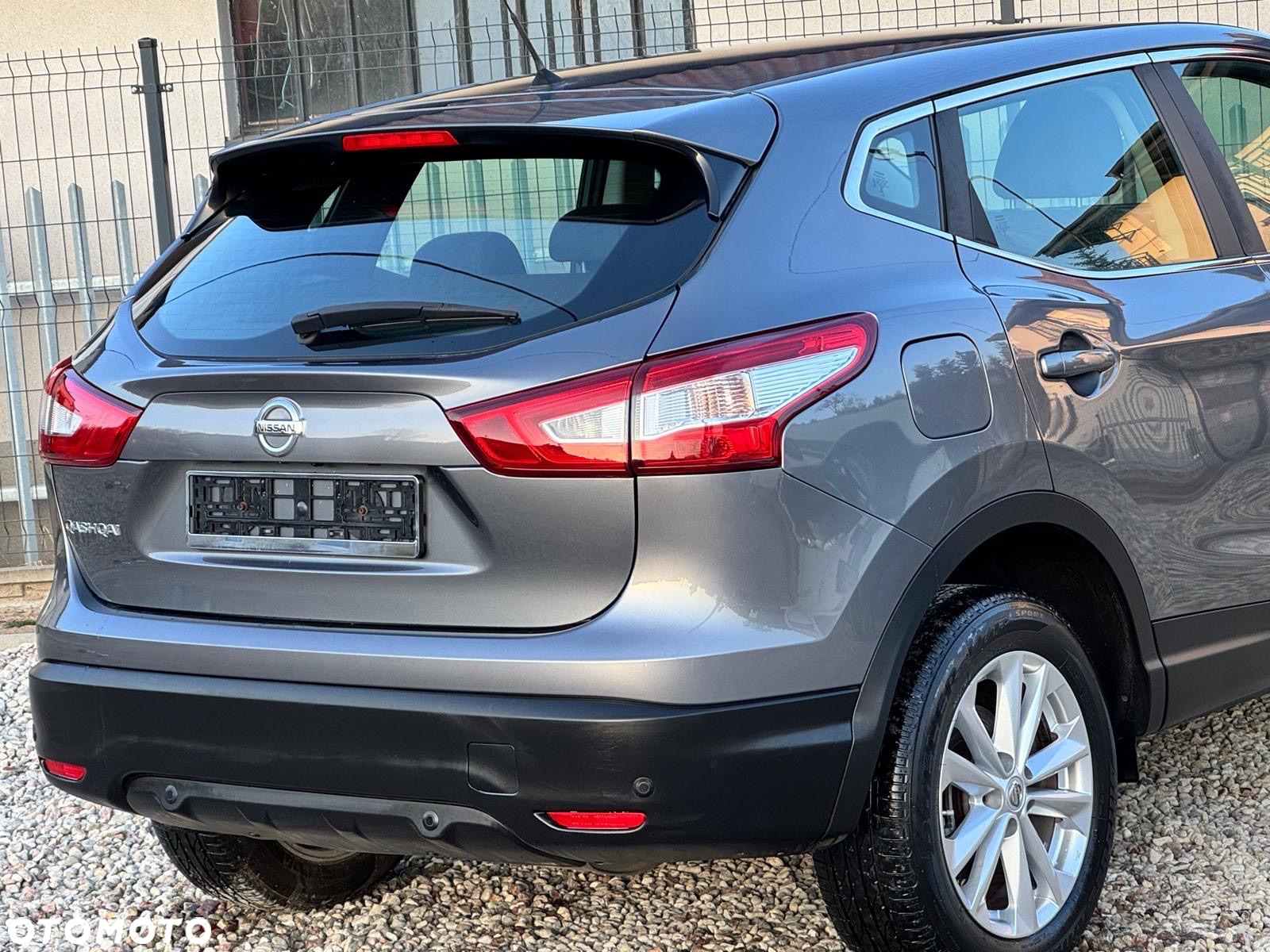 Nissan Qashqai 1.2 DIG-T Tekna Xtronic EU6 - 22