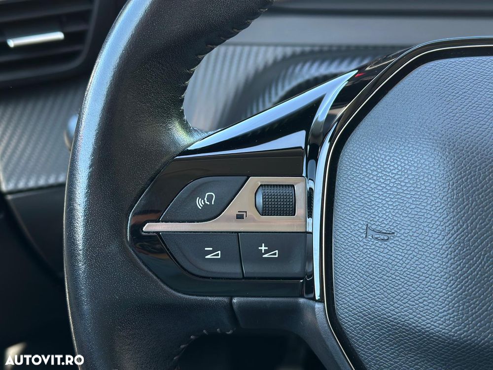 Peugeot 2008 - 28