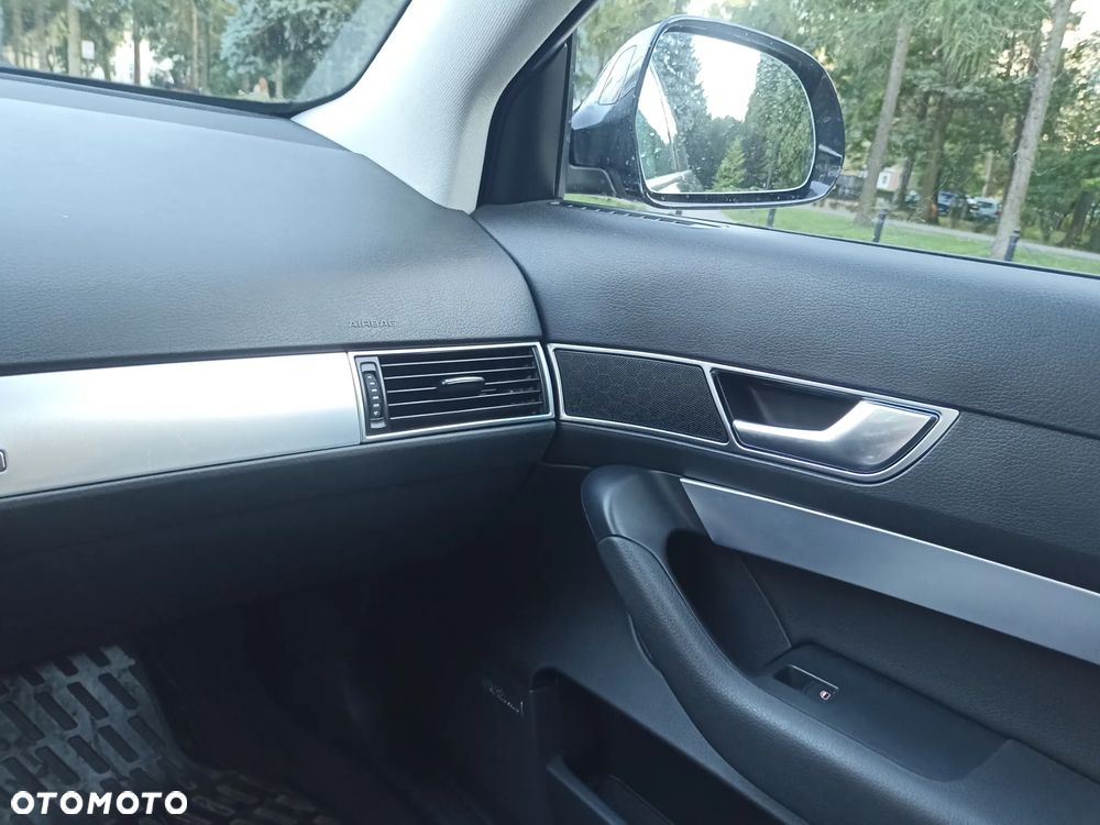 Audi A6 Avant - 17