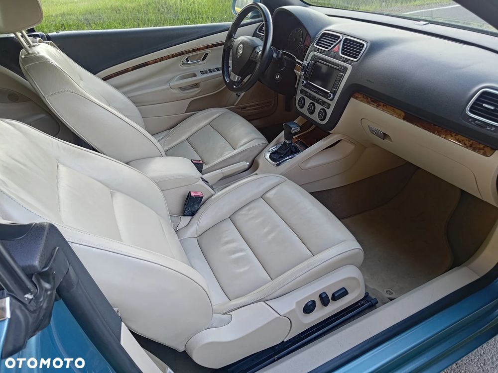 Volkswagen Eos - 10