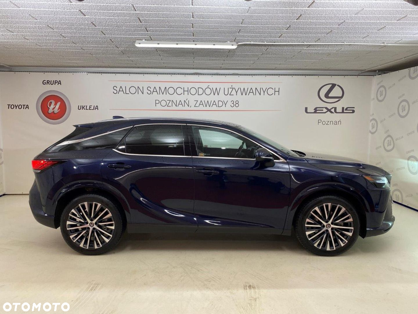 Lexus RX - 4