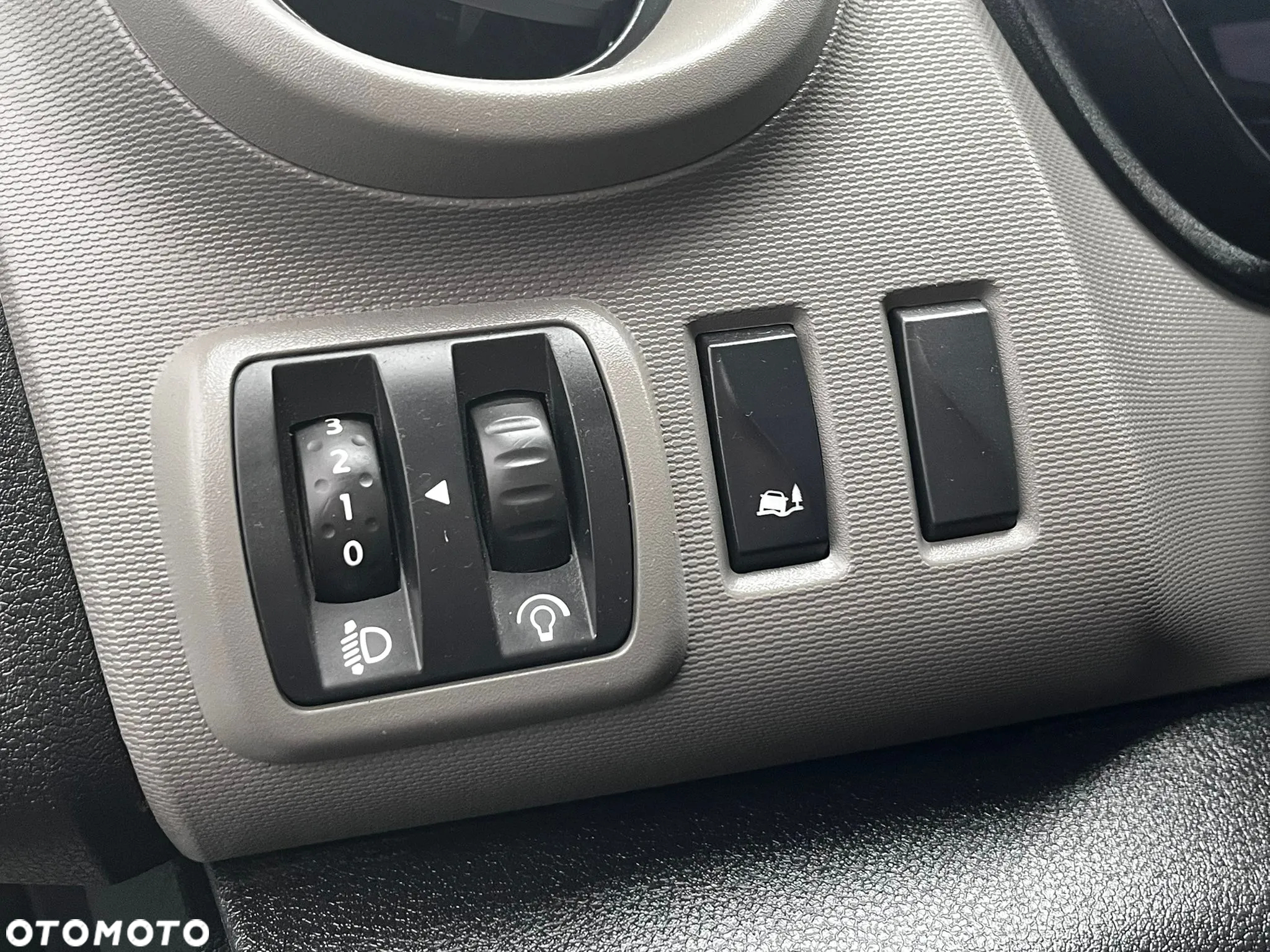 Renault Trafic - 12