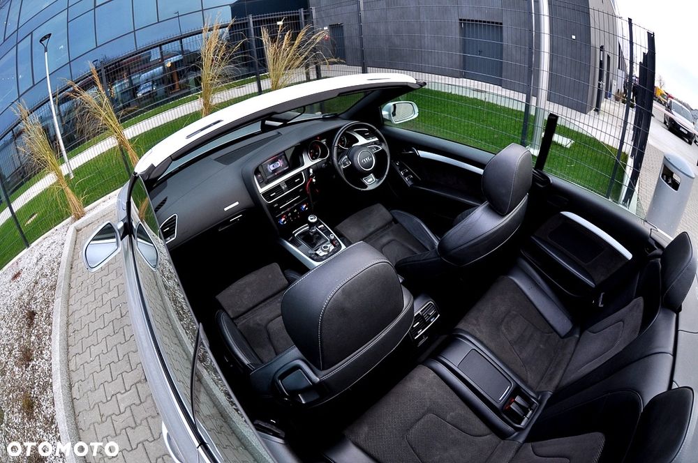 Audi A5 Cabrio - 31