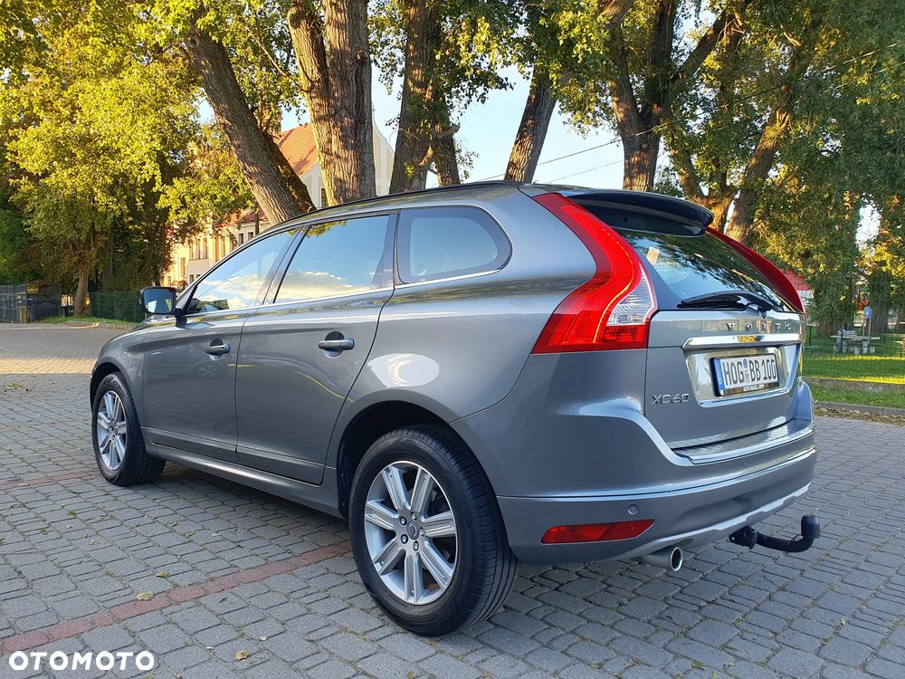 Volvo XC 60 D3 Geartronic Momentum - 3