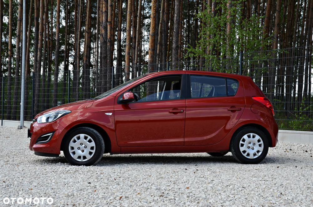 Hyundai i20 1.2 Trend - 13