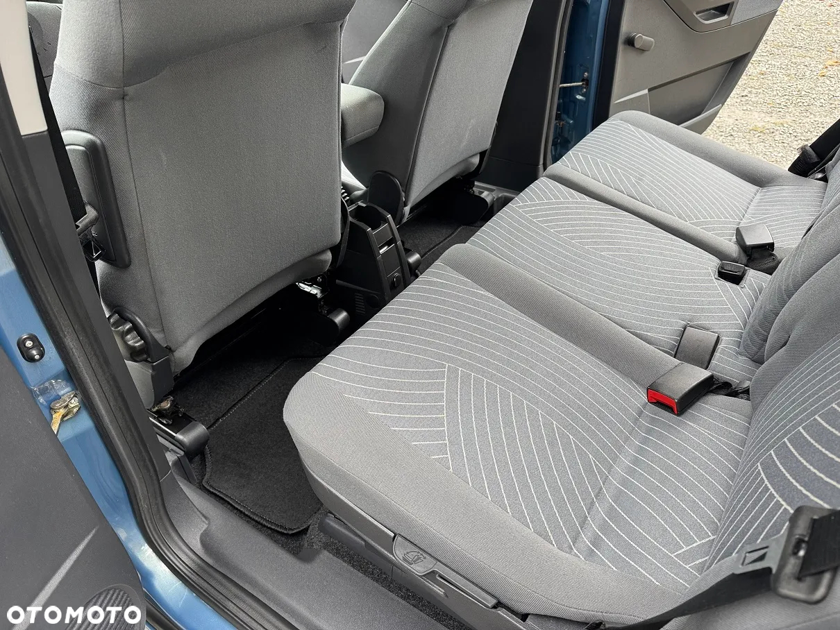 Opel Meriva - 24