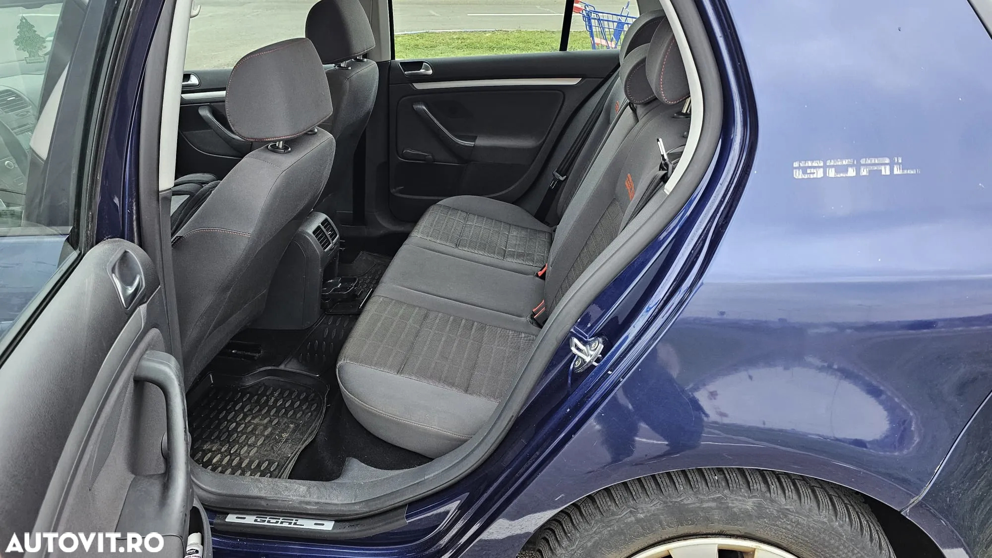 Volkswagen Golf 1.9 TDI BlueMotion Comfortline - 7