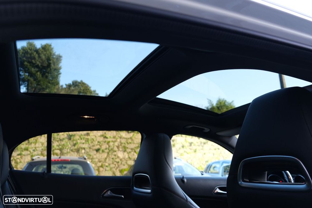 Mercedes-Benz GLA 220 d AMG Line 4-Matic - 19