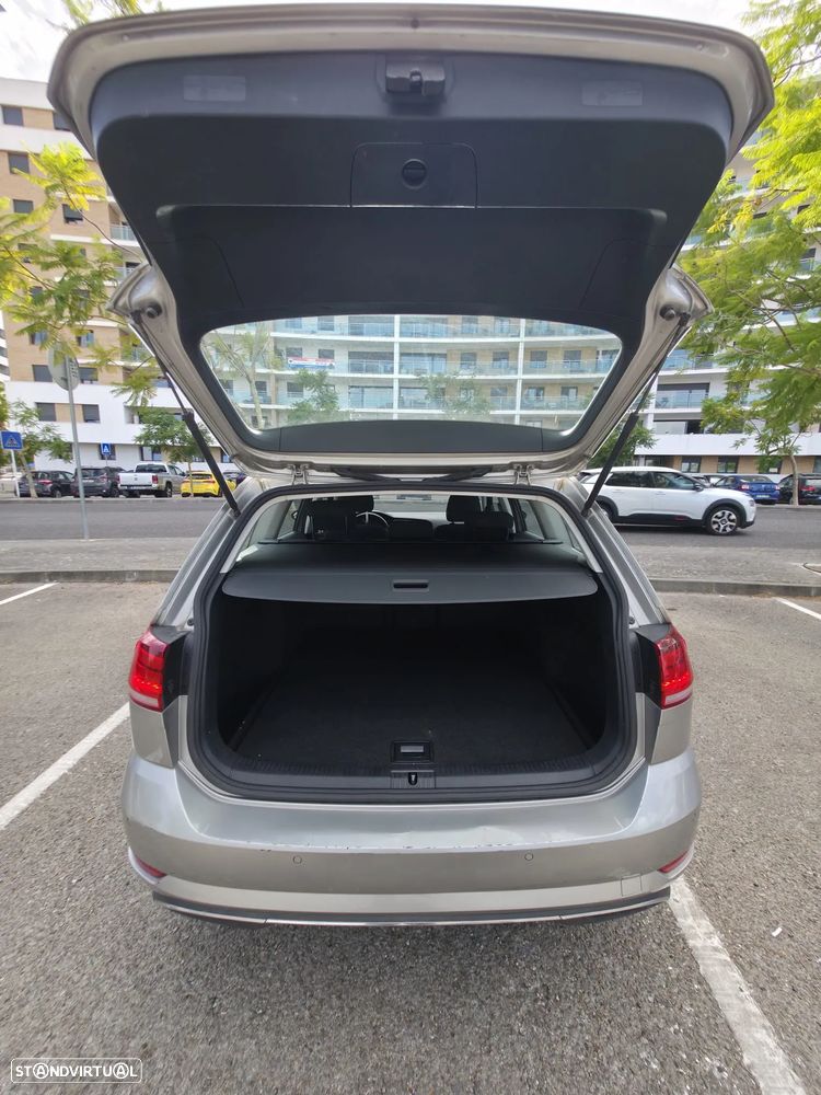 VW Golf Variant 1.6 TDi Confortline DSG - 8