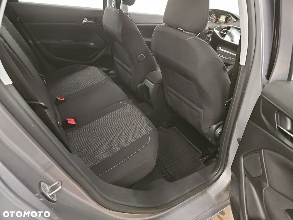 Peugeot 308 1.5 BlueHDi Active S&S - 26