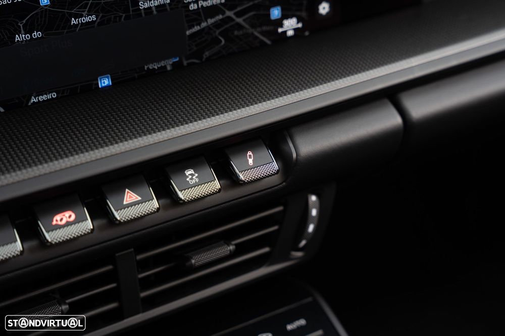 Porsche 911 (992) Carrera 4 GTS - 38