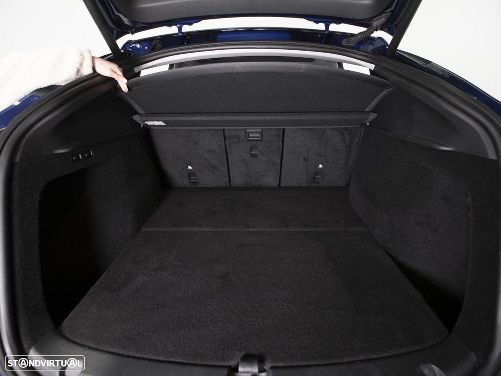Tesla Model Y Long Range Tração Integral - 13